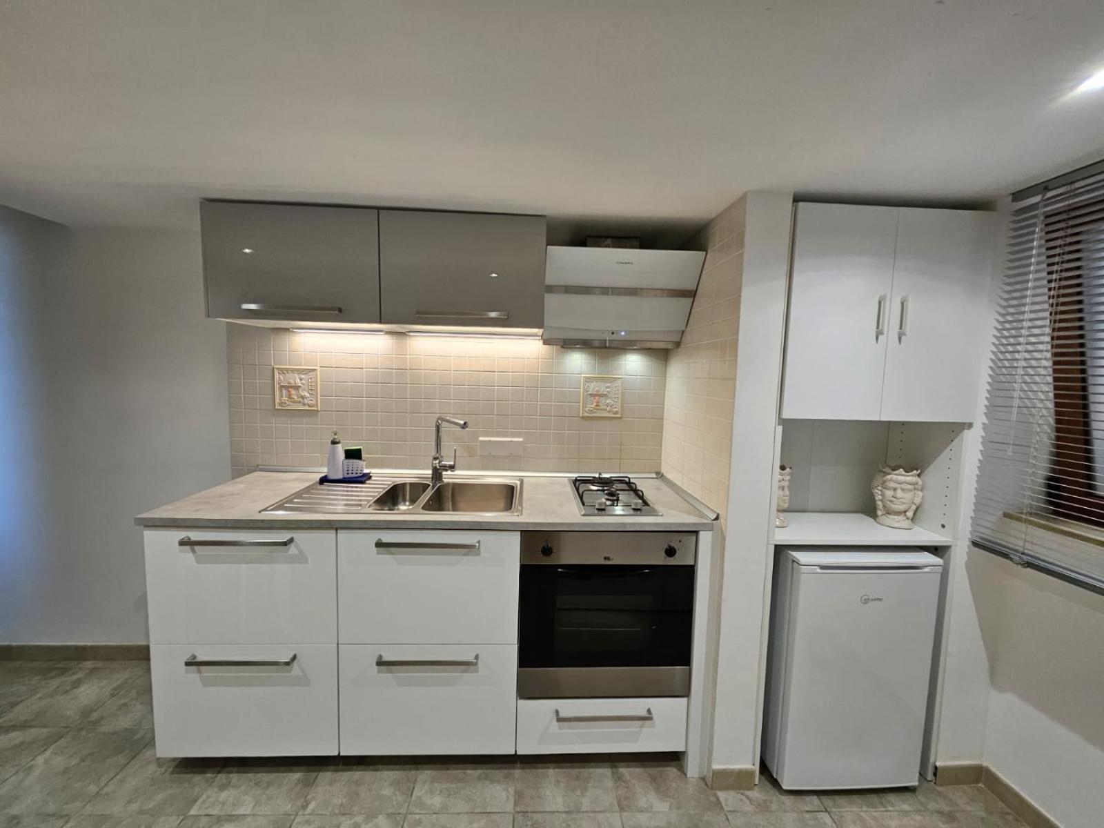 Guru House B&B Apartments Milazzo Exterior foto